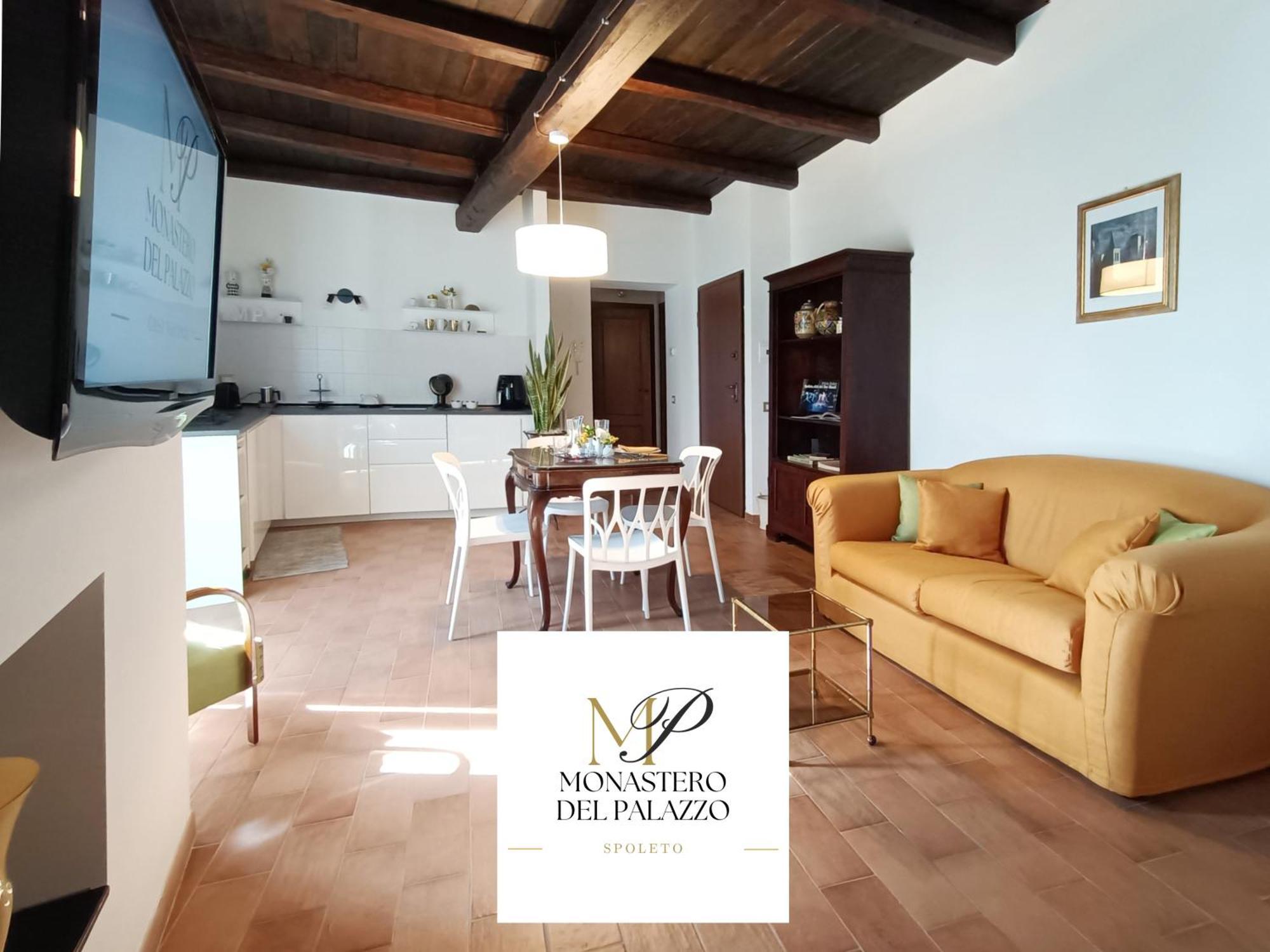 Monastero Del Palazzo Casa Vacanze 스폴레토 외부 사진